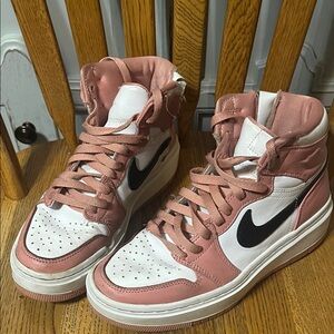 Women's Nike Air  Pink and White High-Top Jordan 👟 sneakers. Size 7.